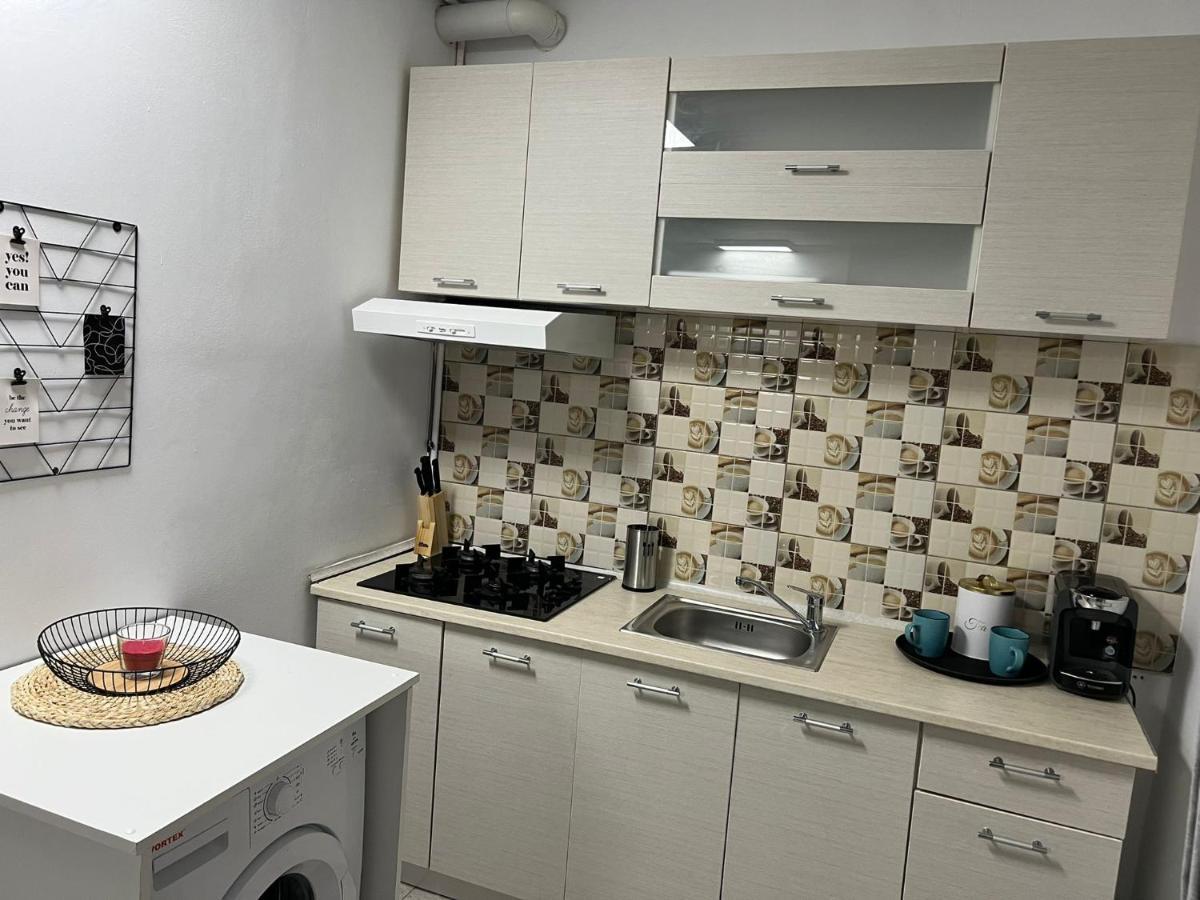 Ferienwohnung Compact House Cluj-Napoca Exterior foto