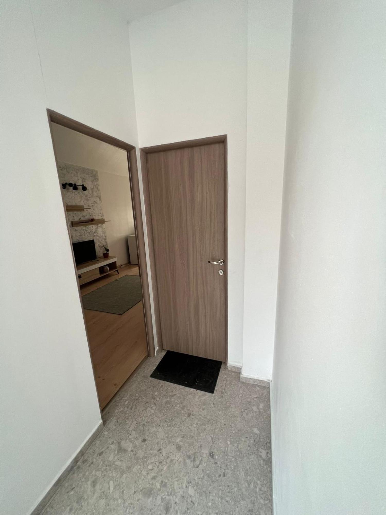 Ferienwohnung Compact House Cluj-Napoca Exterior foto