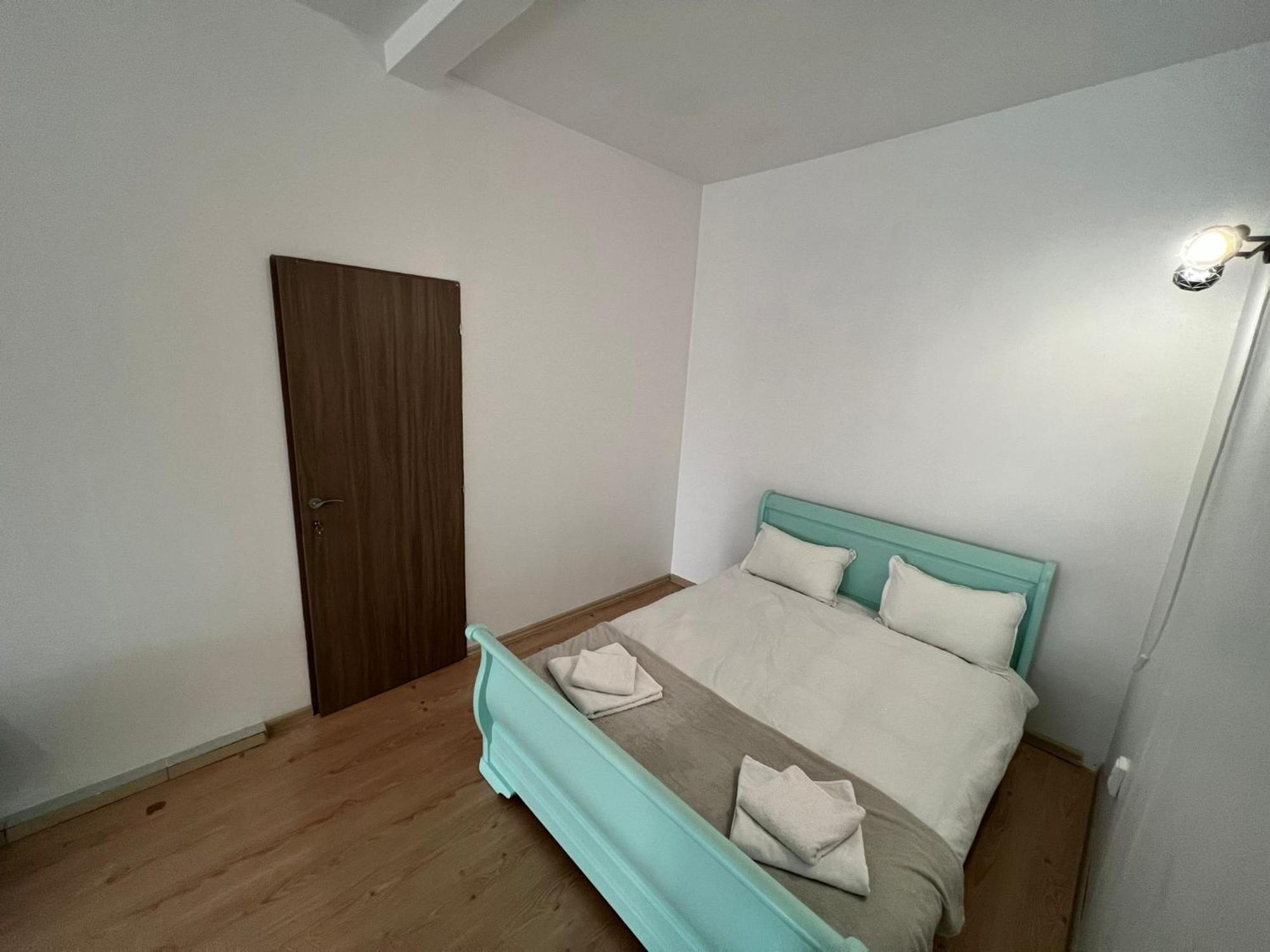 Ferienwohnung Compact House Cluj-Napoca Exterior foto