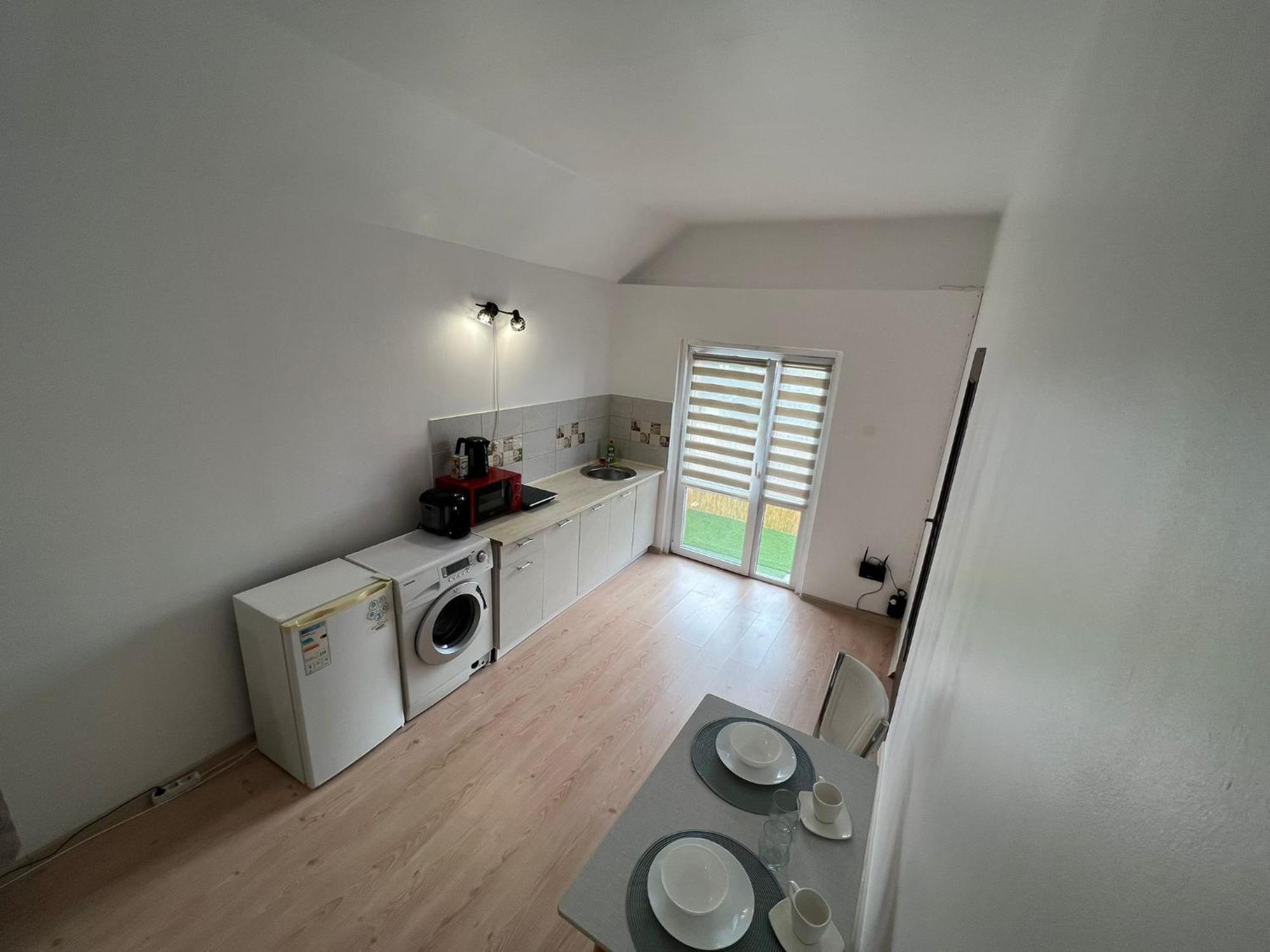 Ferienwohnung Compact House Cluj-Napoca Exterior foto