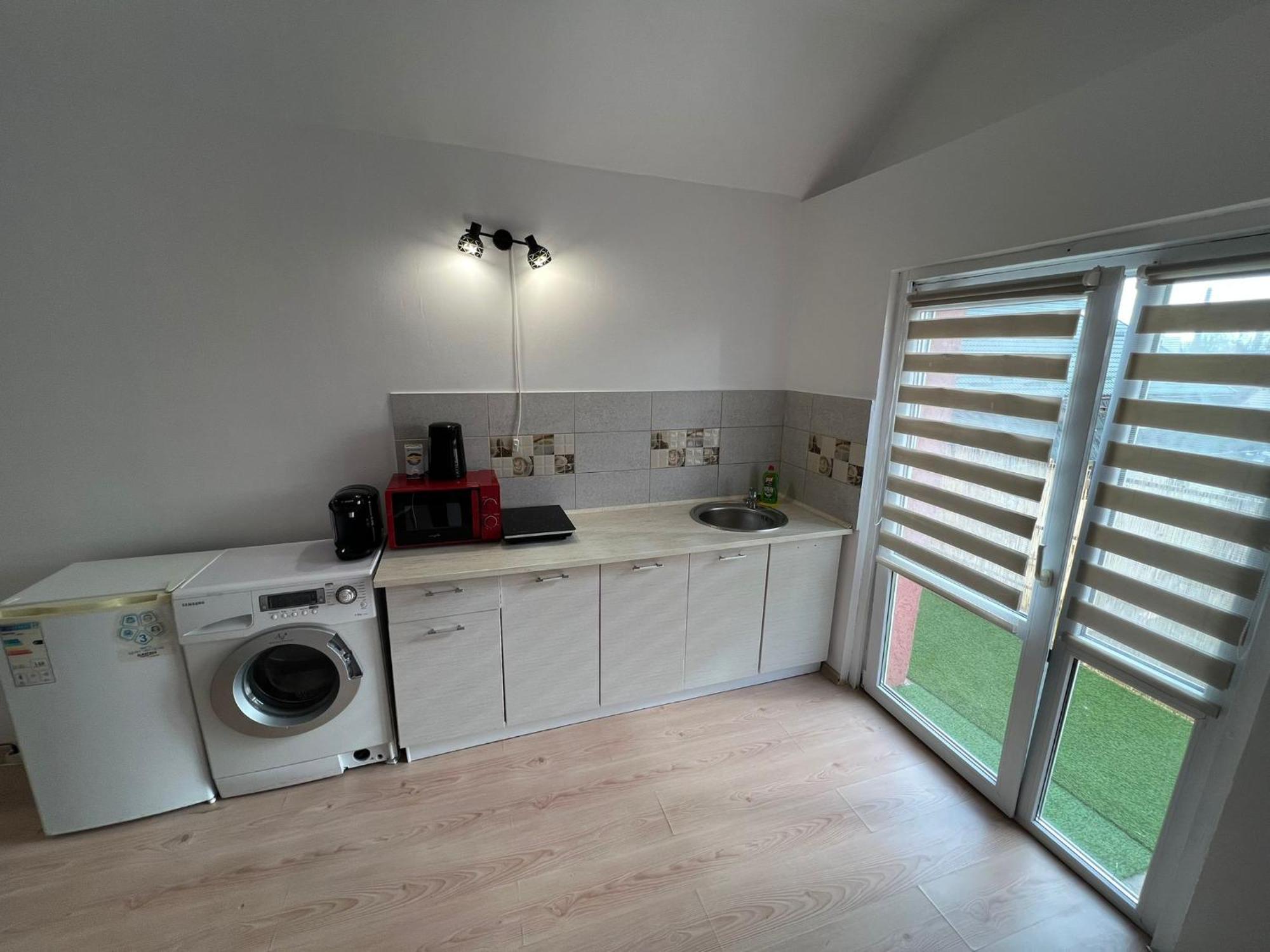 Ferienwohnung Compact House Cluj-Napoca Exterior foto