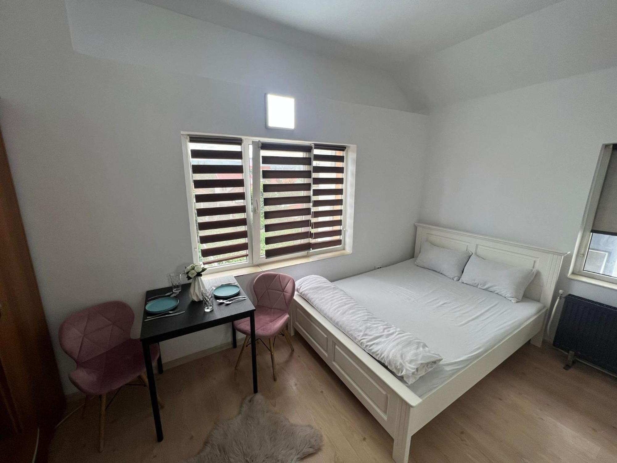 Ferienwohnung Compact House Cluj-Napoca Exterior foto