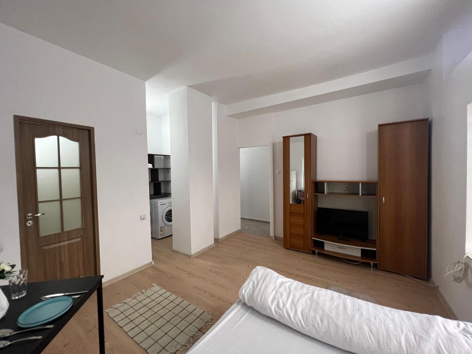 Ferienwohnung Compact House Cluj-Napoca Exterior foto