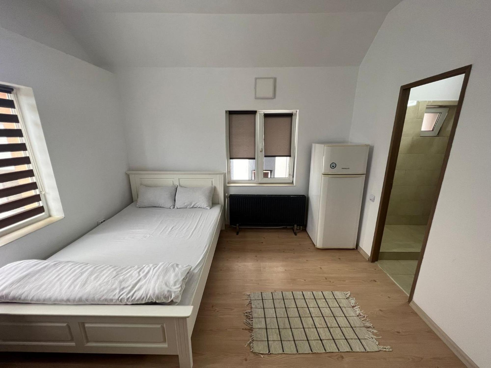 Ferienwohnung Compact House Cluj-Napoca Exterior foto