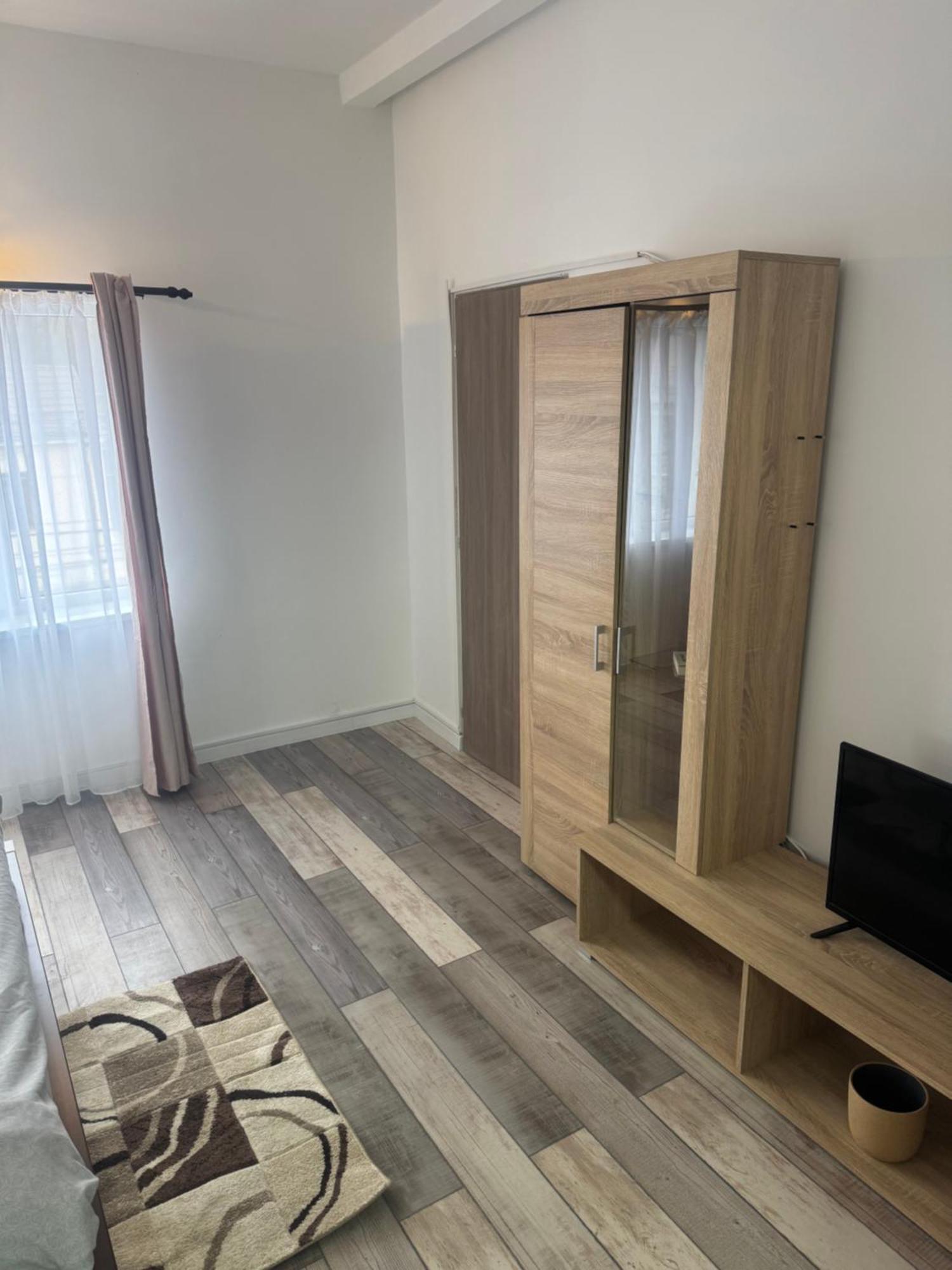 Ferienwohnung Compact House Cluj-Napoca Exterior foto